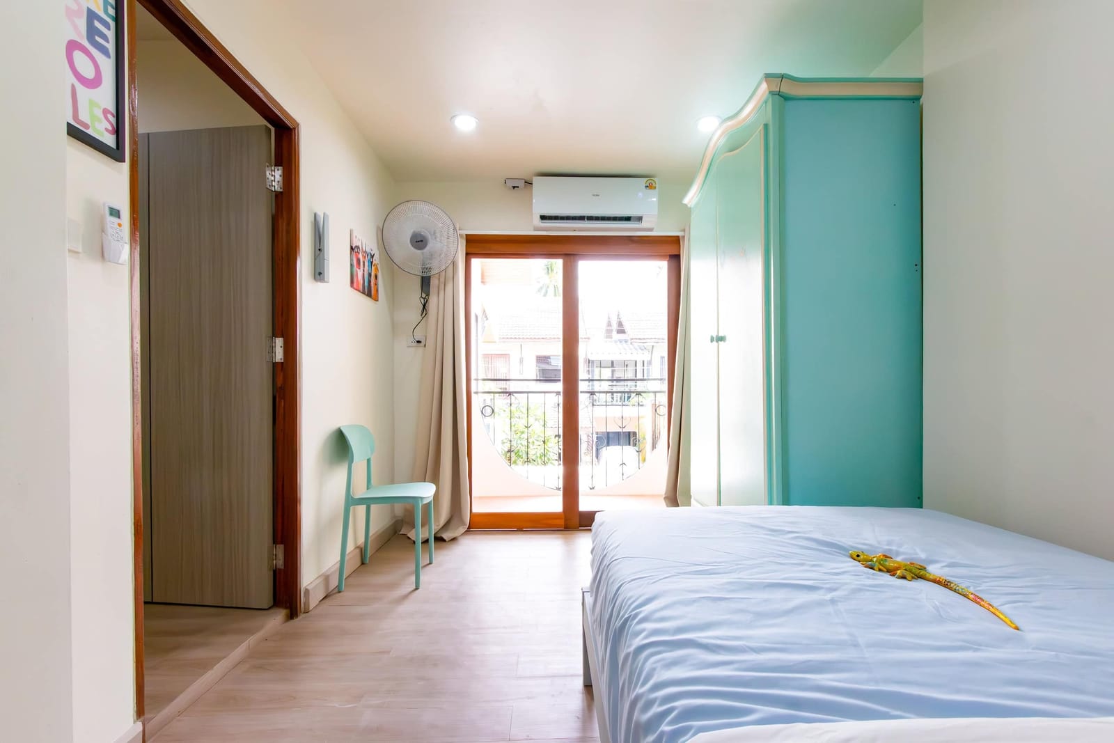 Third bedroom at Haven House