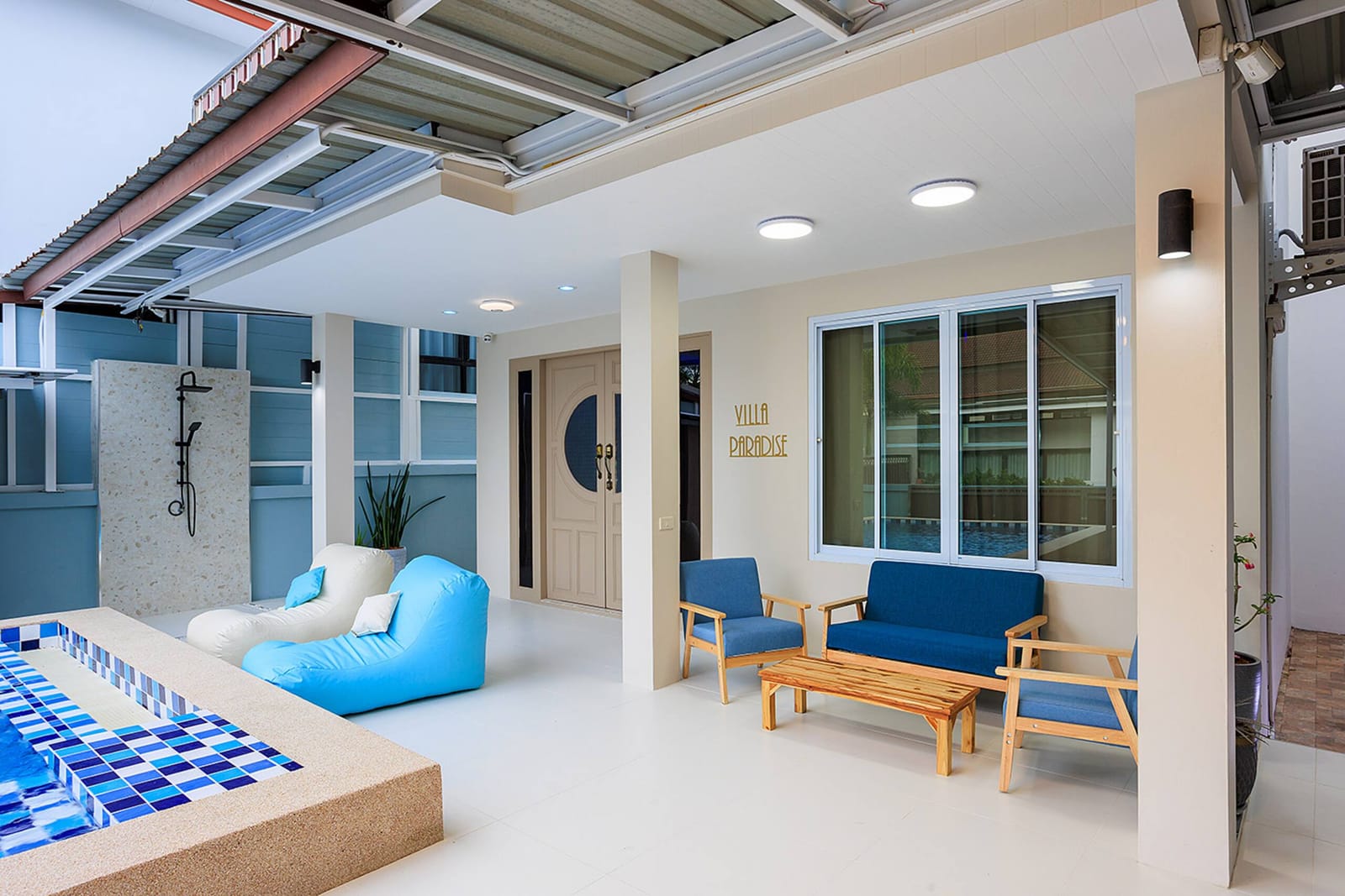 ห้องนั่งเล่นของ Villa Paradise